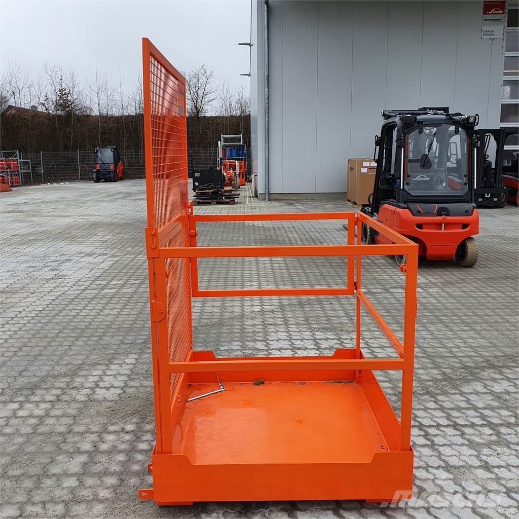 Eichinger 107.3 트레일러 탑재 고소작업대