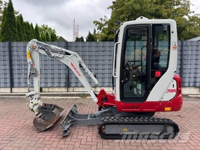 Takeuchi TB 320 소형 굴삭기 7톤 미만