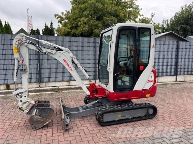 Takeuchi TB 320 소형 굴삭기 7톤 미만