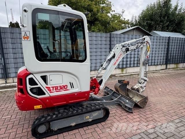 Takeuchi TB 320 V4 소형 굴삭기 7톤 미만
