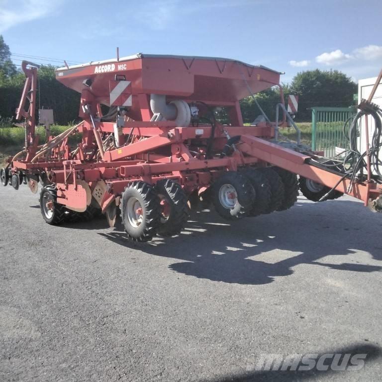 Kverneland MSC 400 드릴