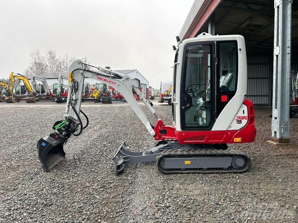 Takeuchi TB320 소형 굴삭기 7톤 미만