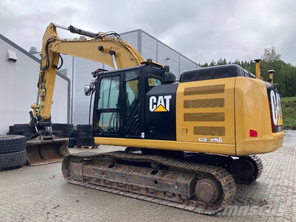 CAT 326 F L 대형 굴삭기 29톤 이상