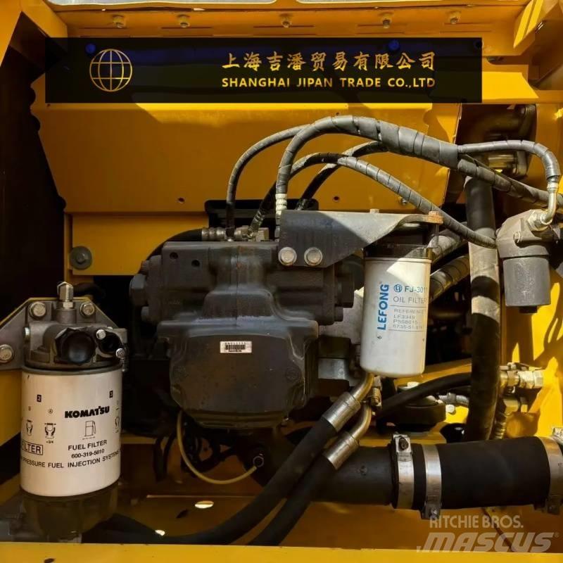 Komatsu PC 200 대형 굴삭기 29톤 이상