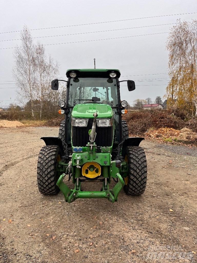 John Deere 5105 GF 트랙터