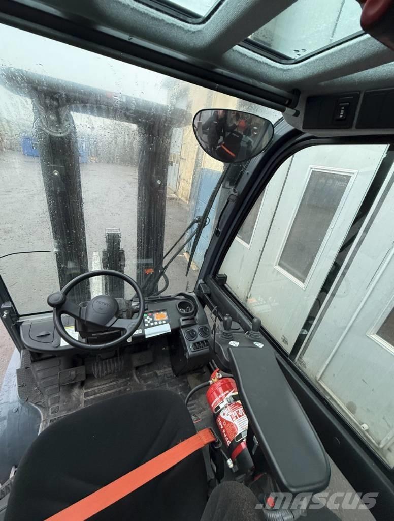 Toyota truck 8FD30F 디젤 지게차