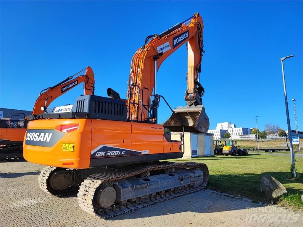 Doosan DX300LC-7 대형 굴삭기 29톤 이상