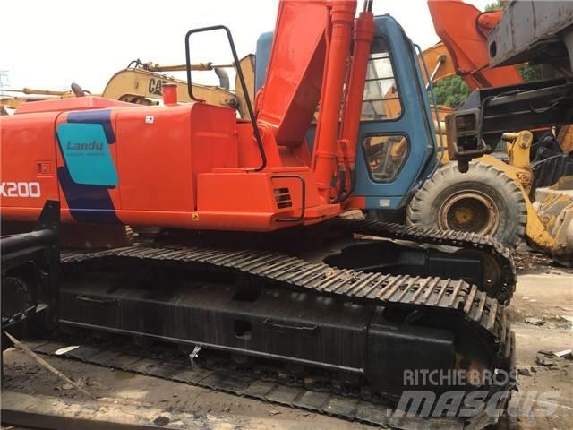 Hitachi EX 200 대형 굴삭기 29톤 이상