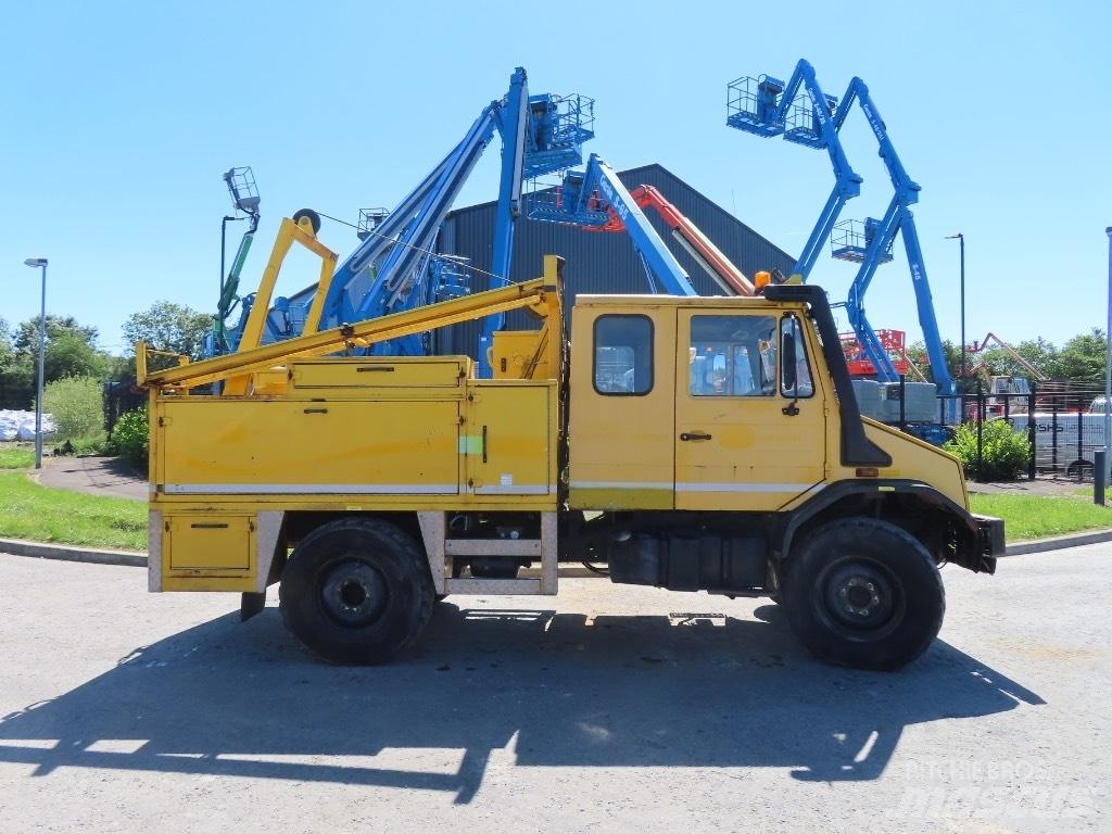 Unimog U 140 기타 트럭