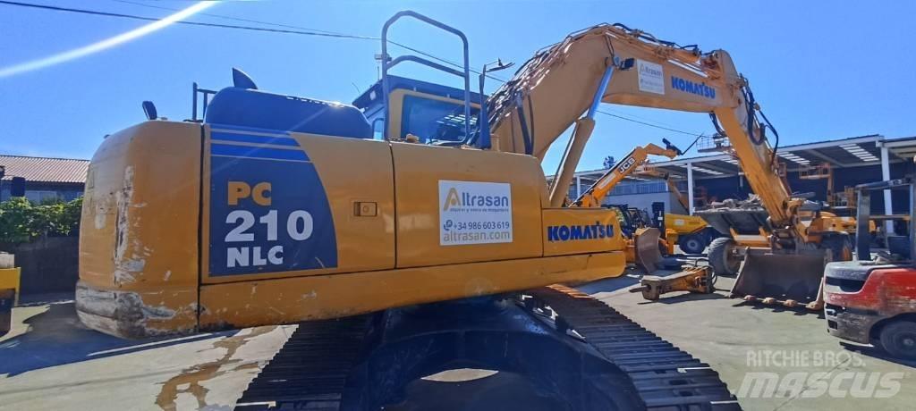 Komatsu PC 210 NLC-8 대형 굴삭기 29톤 이상