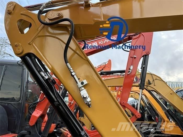 CAT 305.5 E2 소형 굴삭기 7톤 미만