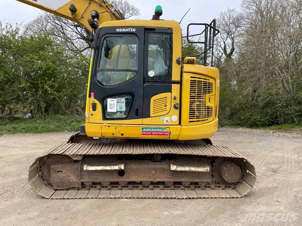 Komatsu PC 138 대형 굴삭기 29톤 이상