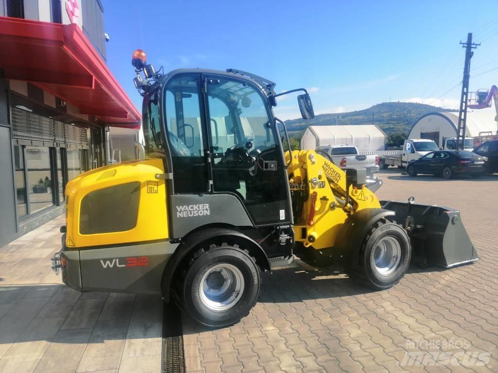 Wacker Neuson WL32  휠로우더