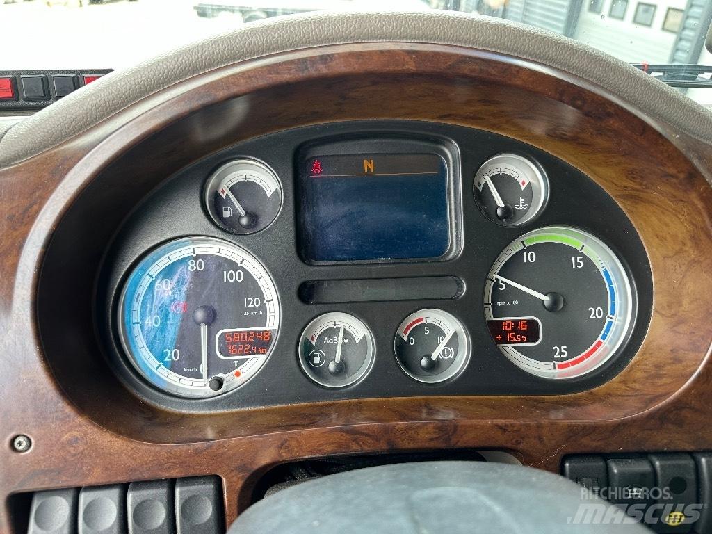 DAF XF105.410 8x2 훅 리프트 트럭