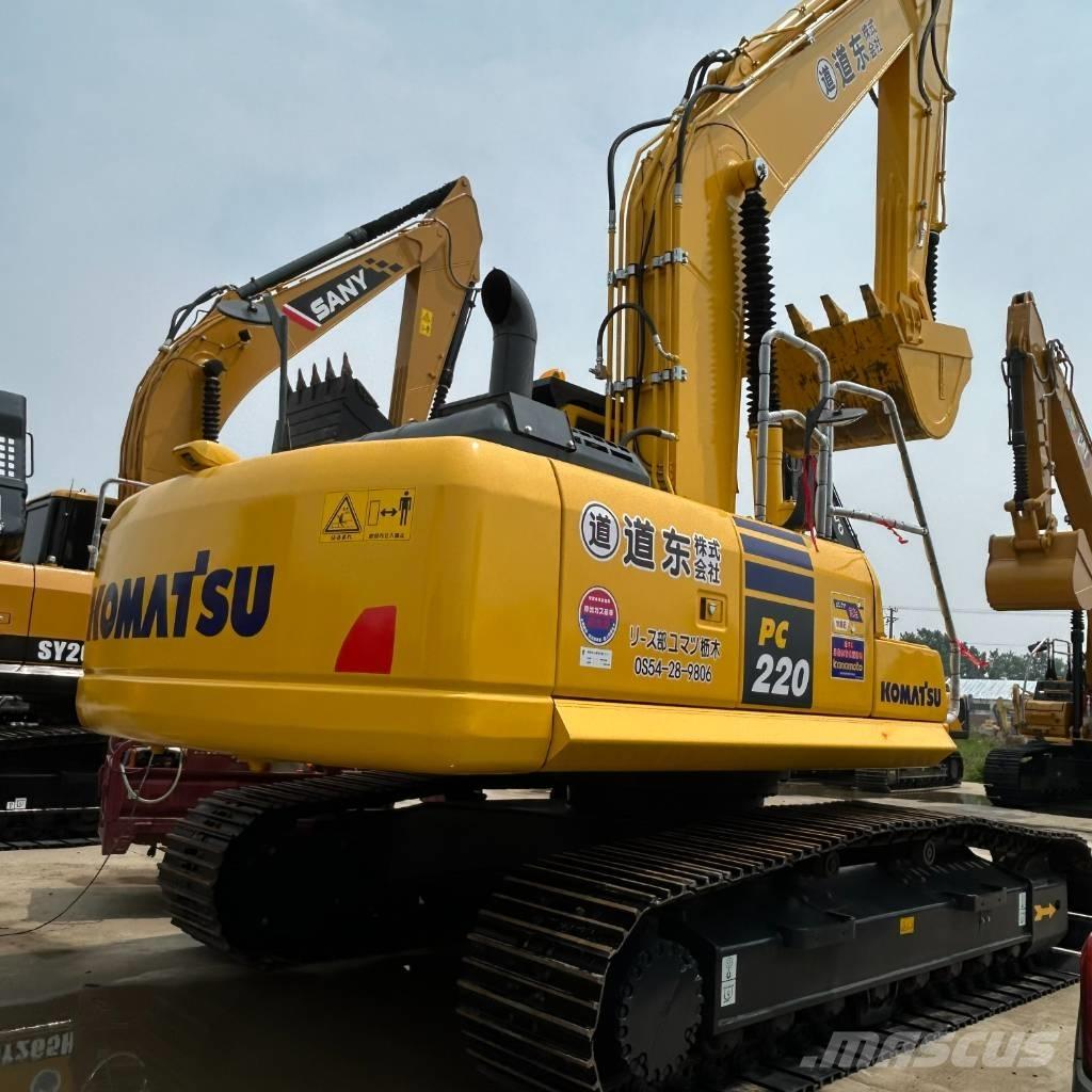 Komatsu 220-8 대형 굴삭기 29톤 이상