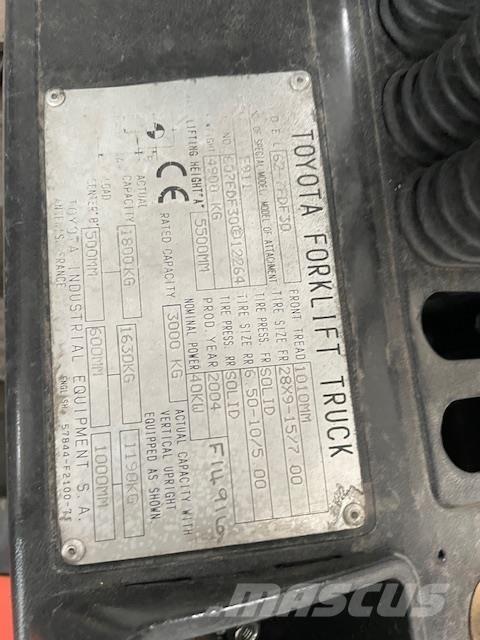 Toyota 62-7FDF30 디젤 지게차