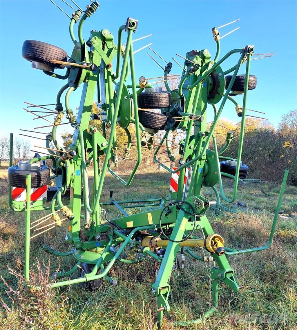 Krone KW 8.82/8 갈퀴 및 테더