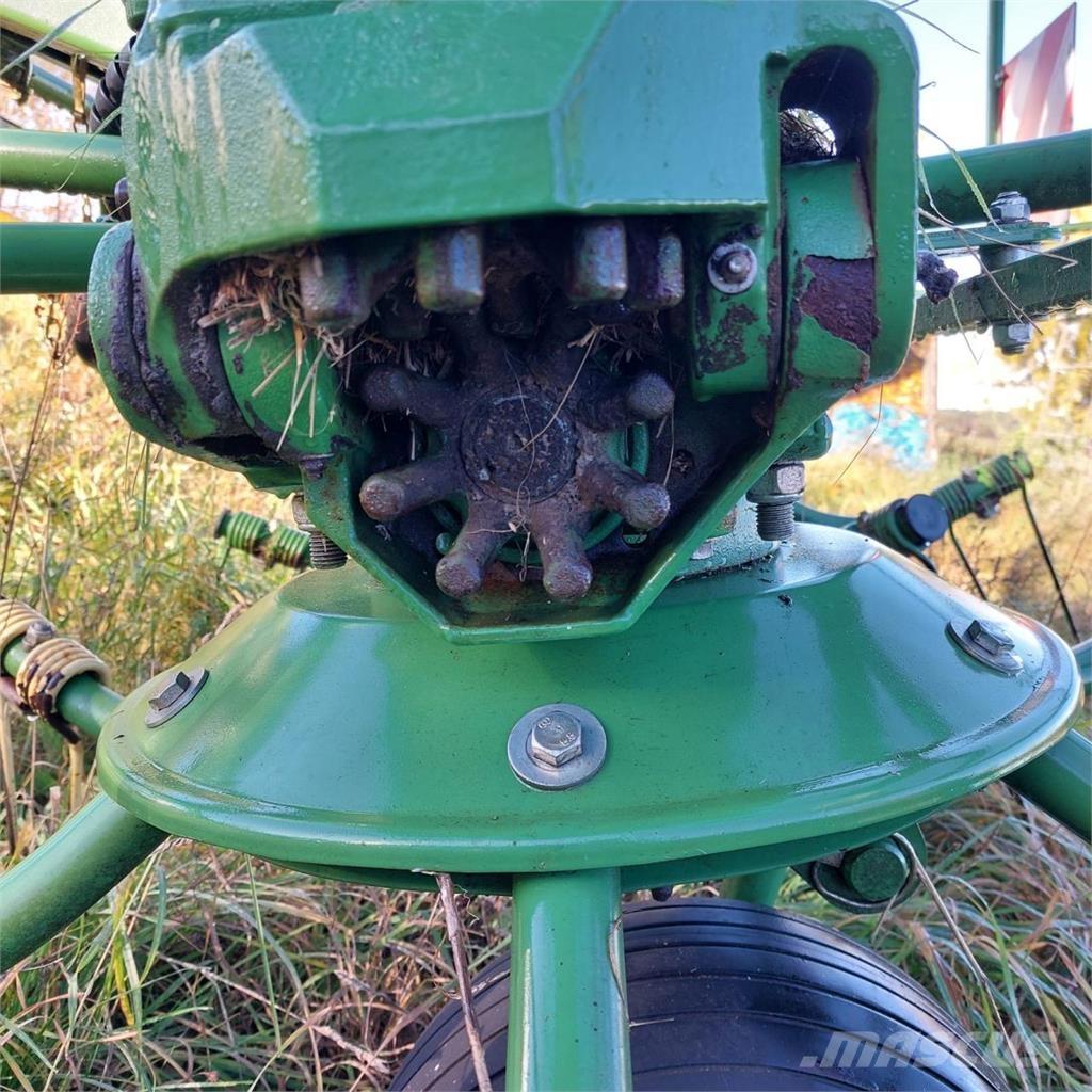 Krone KW 8.82/8 갈퀴 및 테더