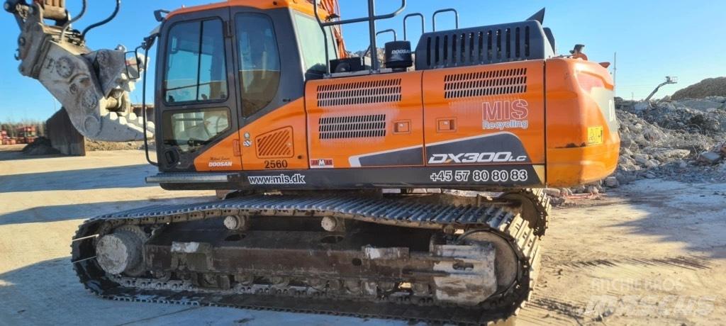 Doosan DX 300 lc 5 대형 굴삭기 29톤 이상