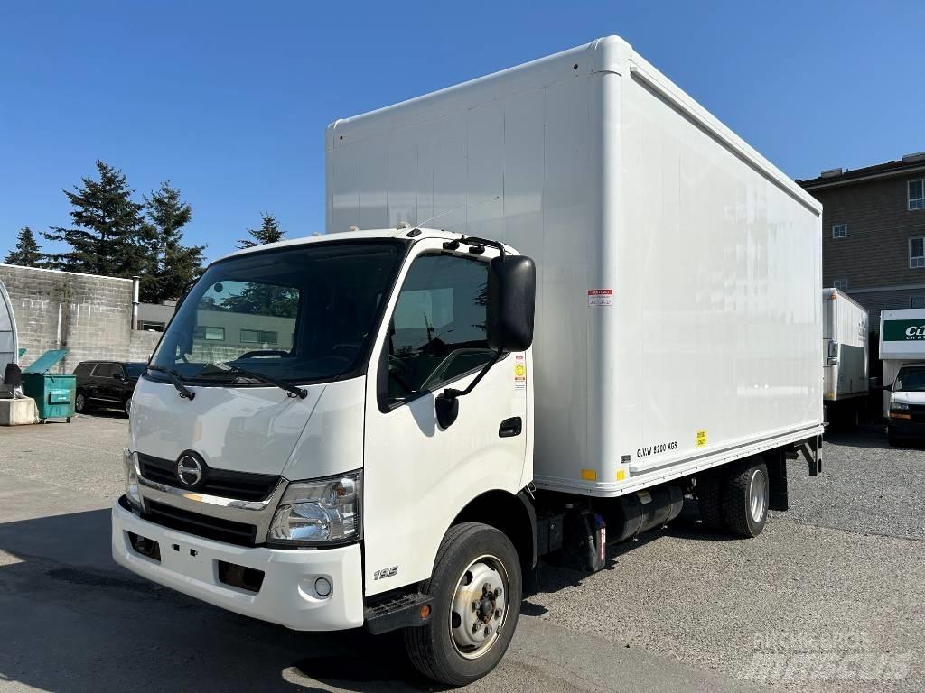 Hino 195 음료 배달 트럭