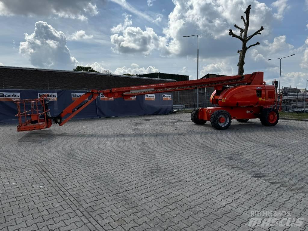 JLG 860SJ 견인식 전동이동 리프트