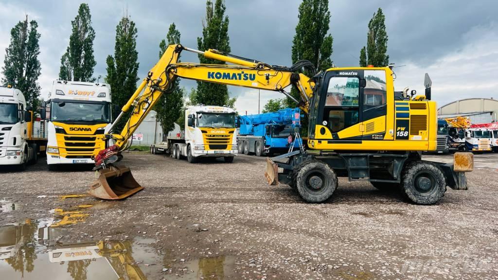 Komatsu PW 158  휠 굴삭기