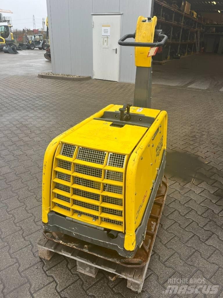 Wacker Neuson DPU80 진동롤러