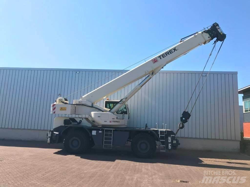 Terex 1075 R/T 크레인