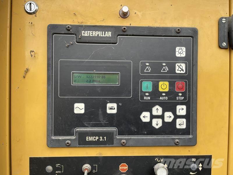 CAT C 18 - 700 디젤 발전기