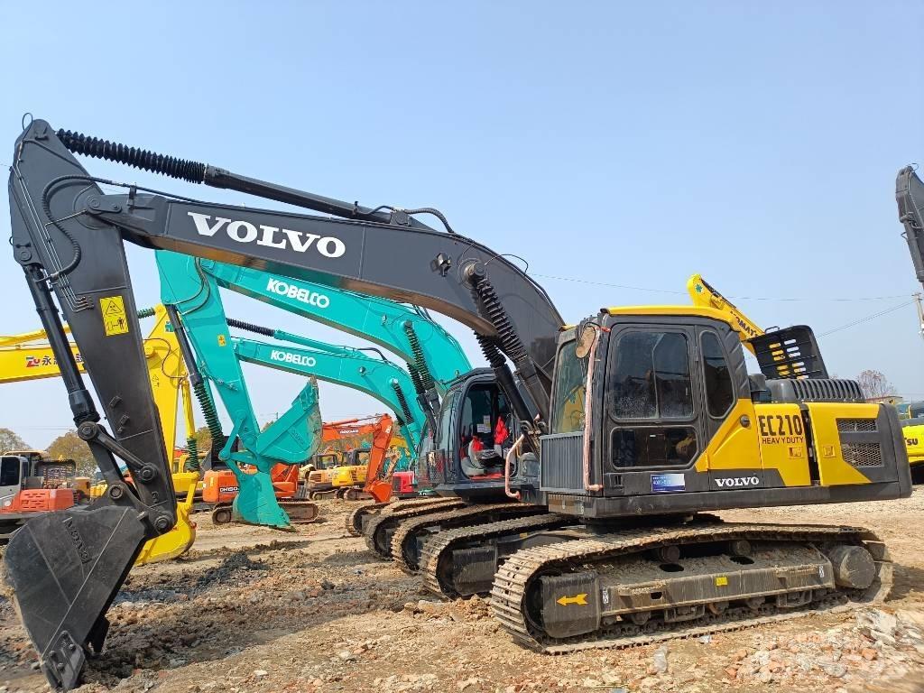 Volvo EC 210 중형굴삭기 7톤-28톤