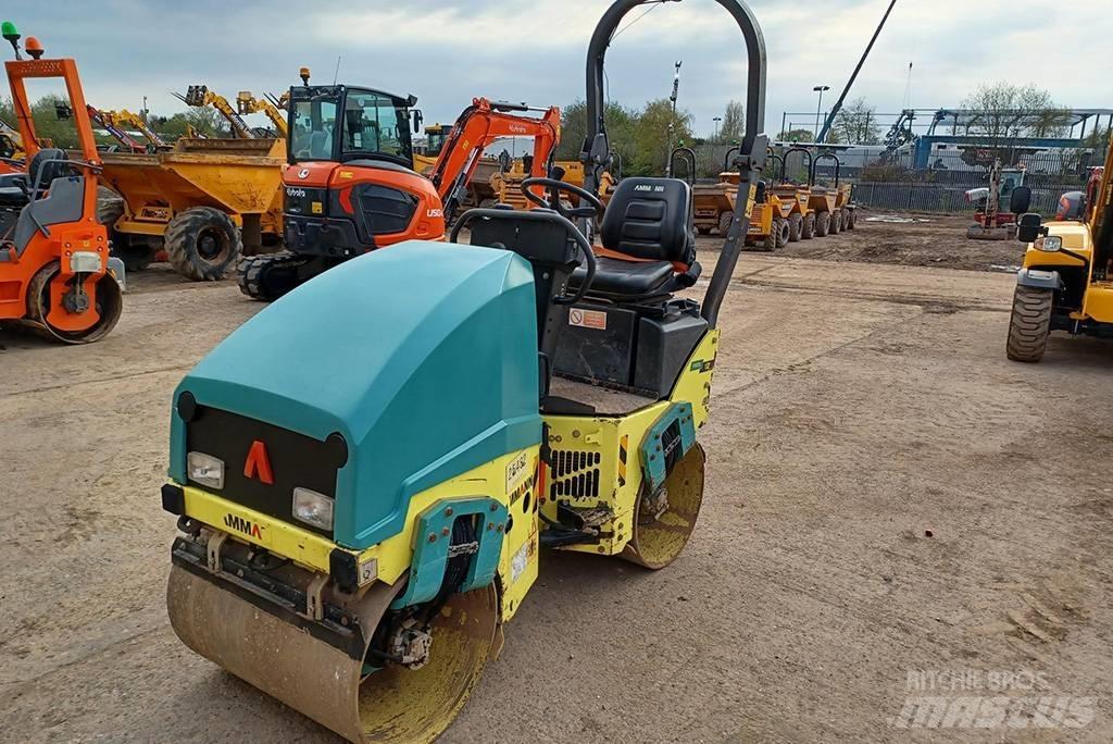 Ammann APX12 트윈 드럼 롤러