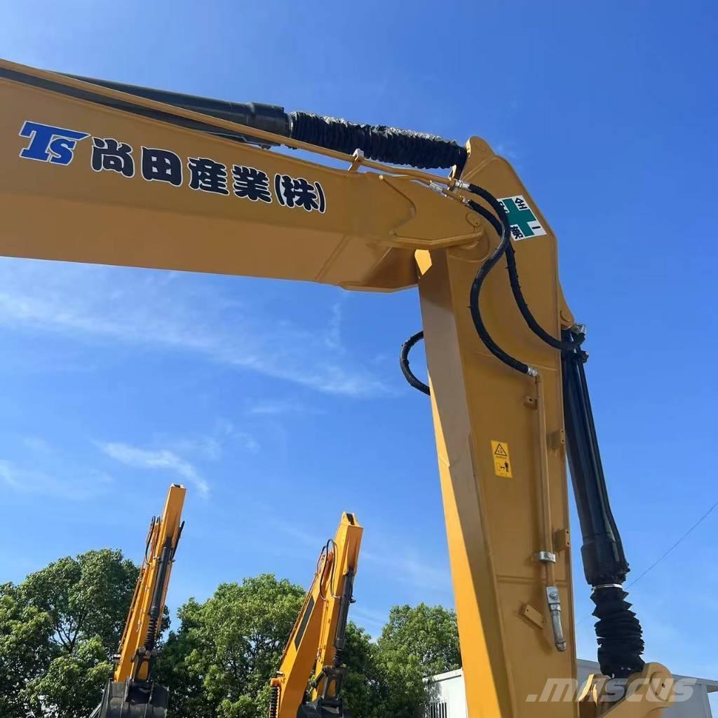 CAT 320d2 중형굴삭기 7톤-28톤