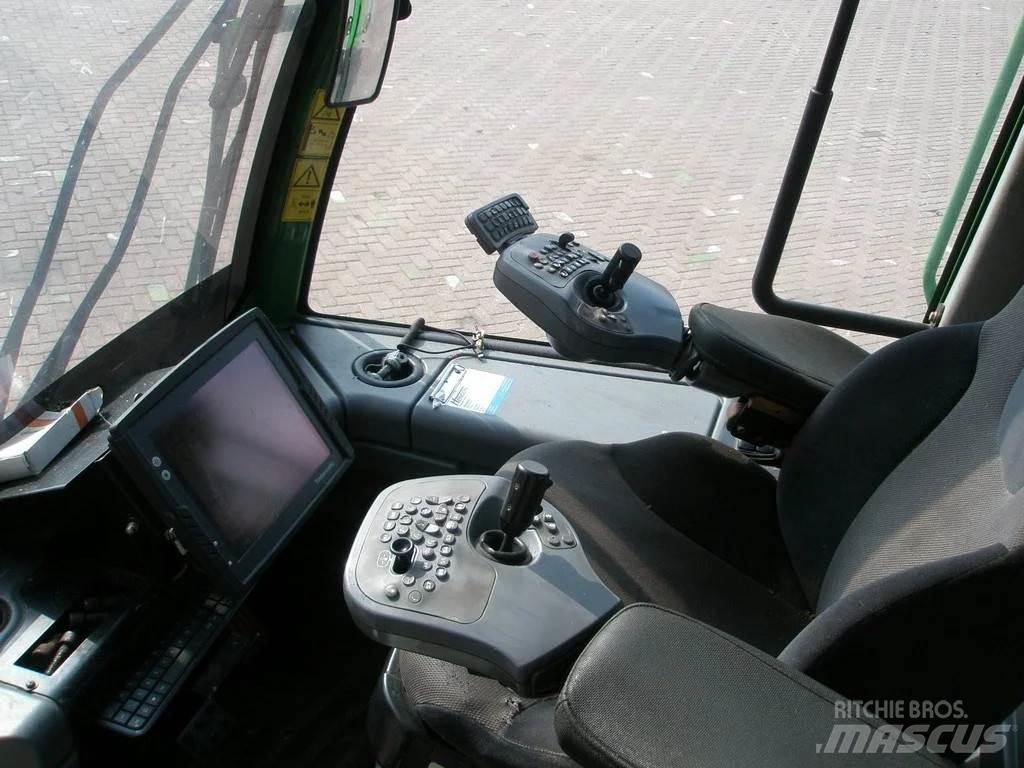 John Deere 1270E 원목 하베스터