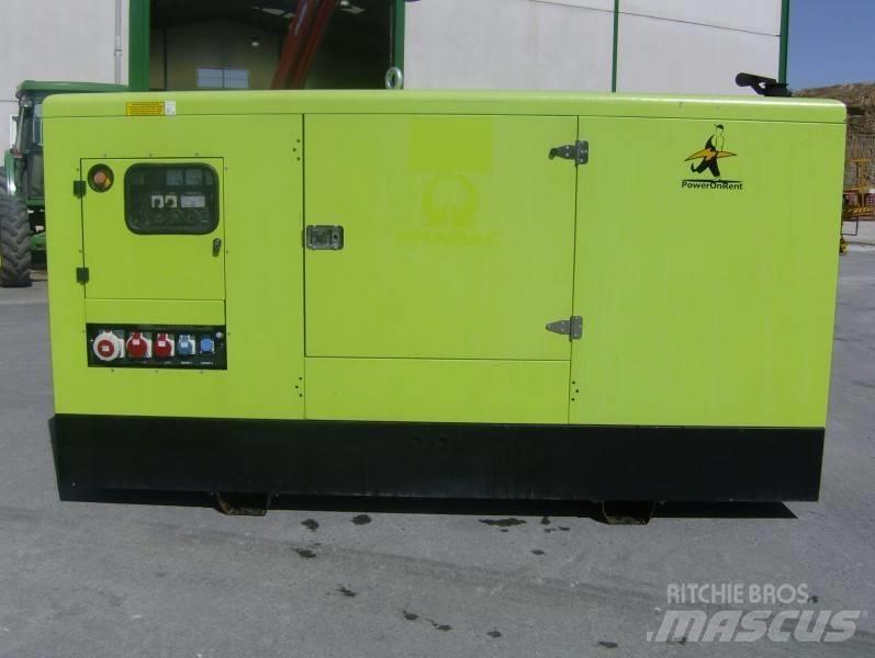 Pramac GSW110 조명타워
