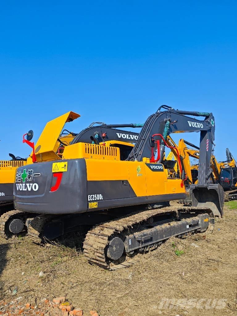 Volvo EC 250 D L 대형 굴삭기 29톤 이상