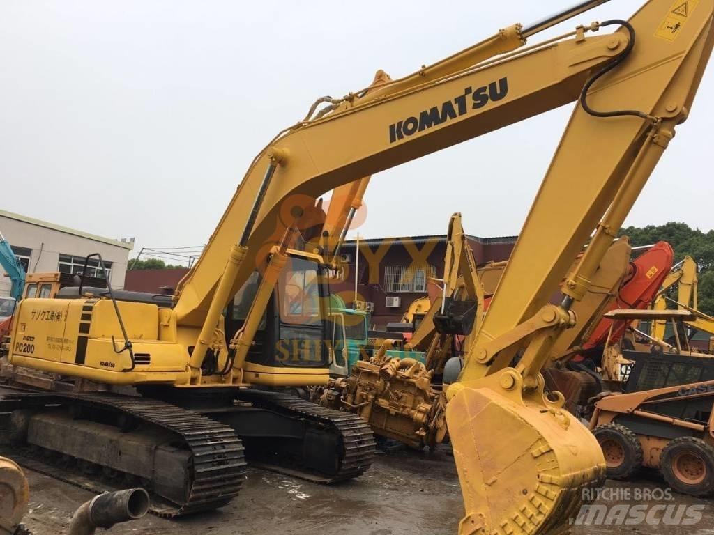 Komatsu PC 200 대형 굴삭기 29톤 이상