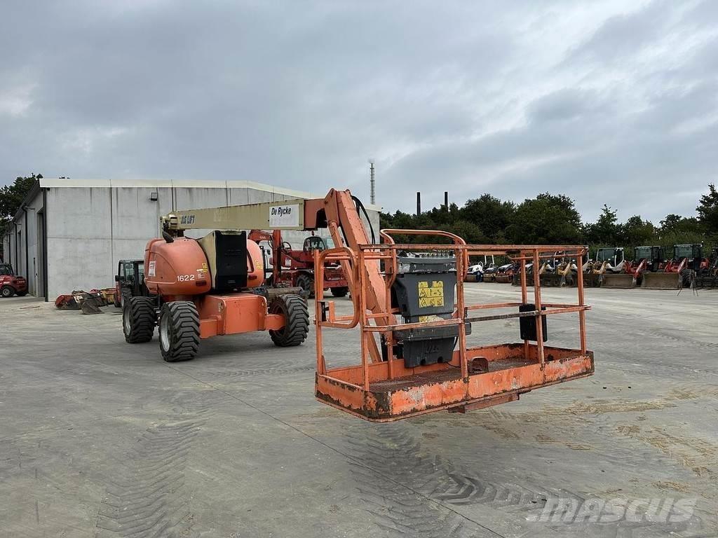 JLG 800AJ 관절형 전동이동 리프트