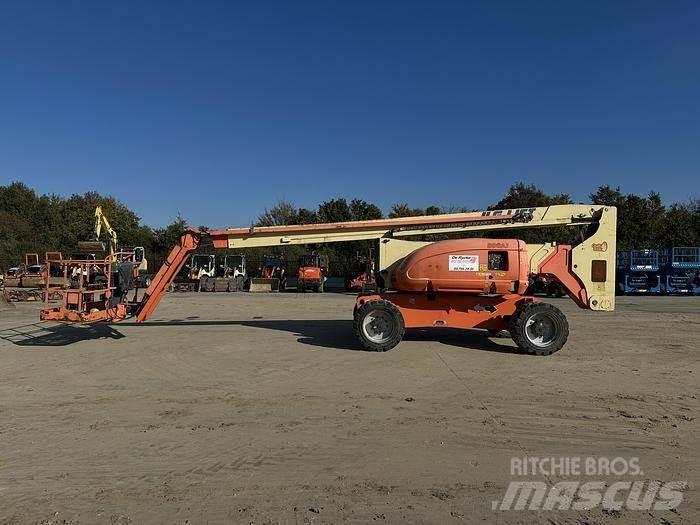 JLG 800AJ 관절형 전동이동 리프트