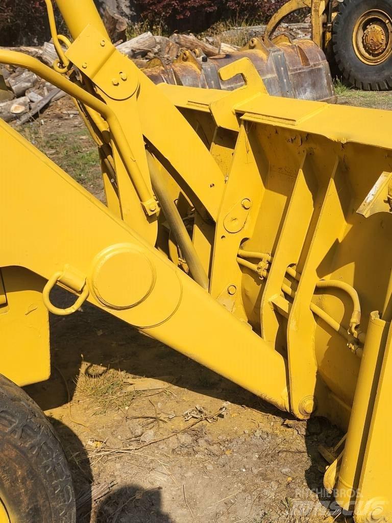 CAT 426B 백호로더