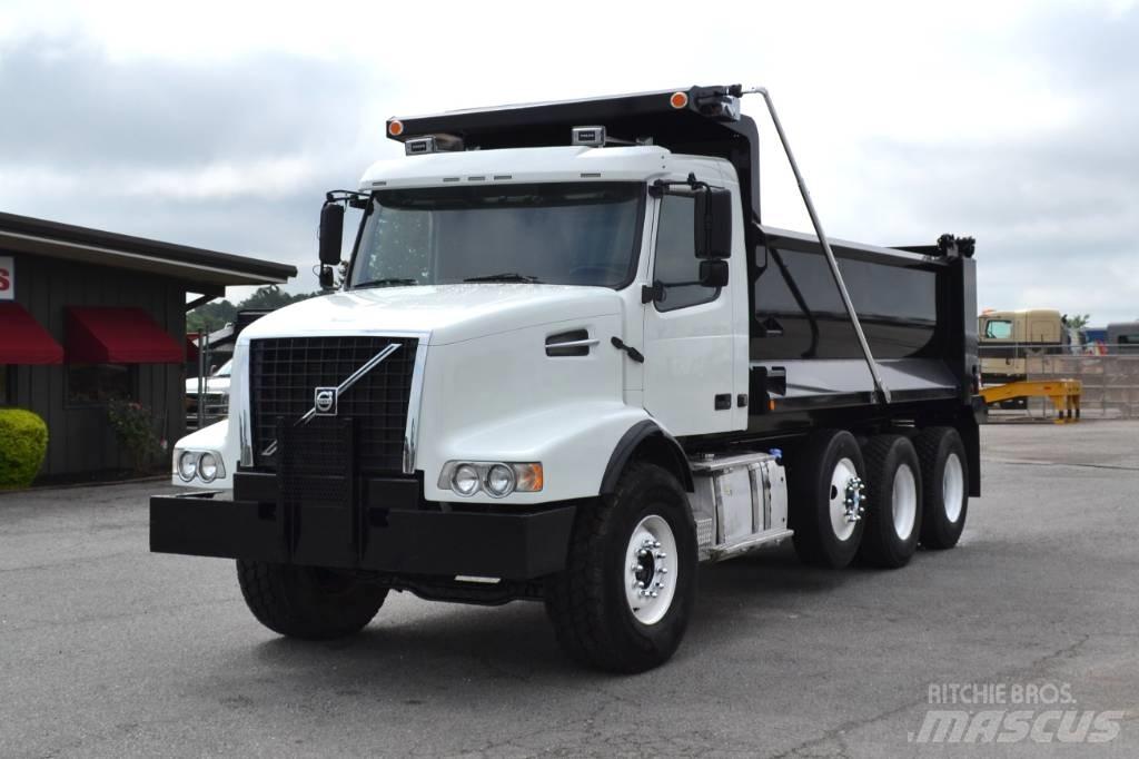 Volvo VHD 64 덤프 트럭