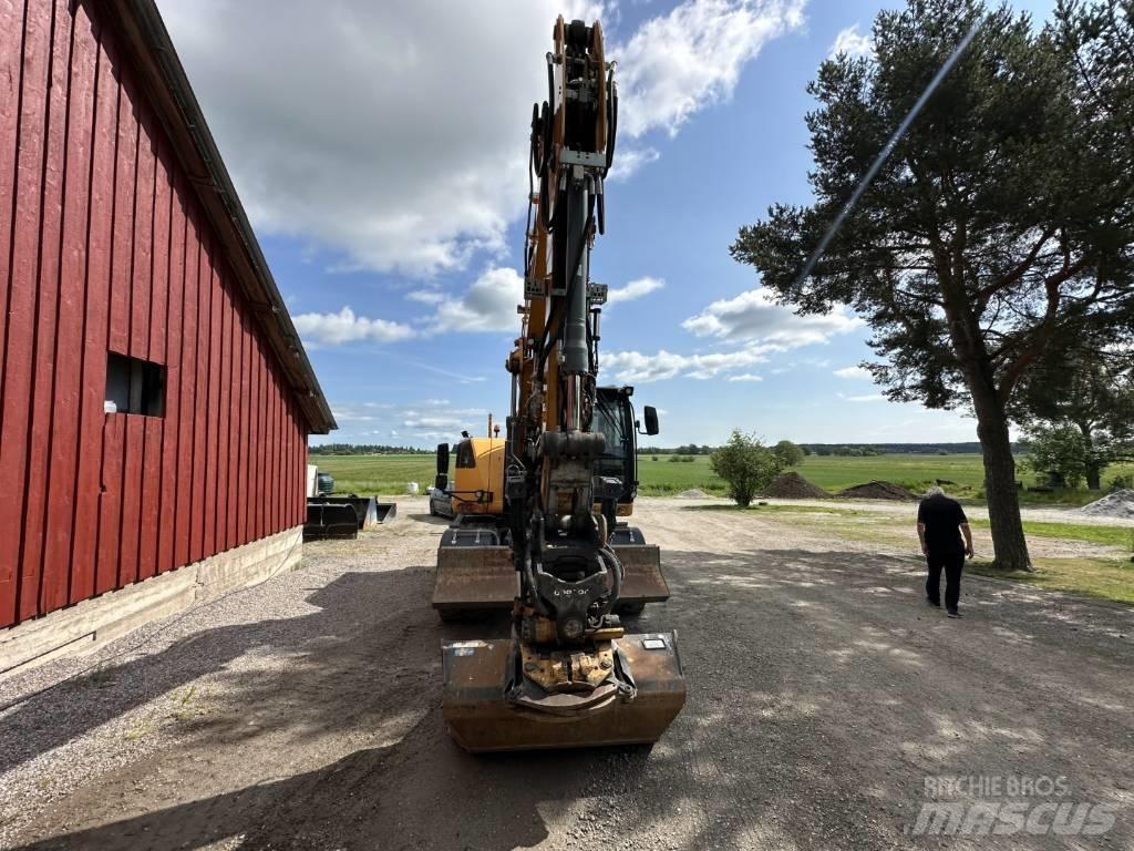 Liebherr A 916  휠 굴삭기