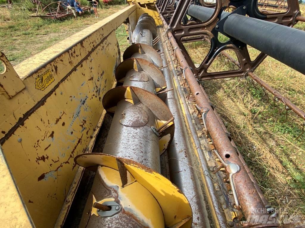 New Holland TX 68 콤바인 수확기