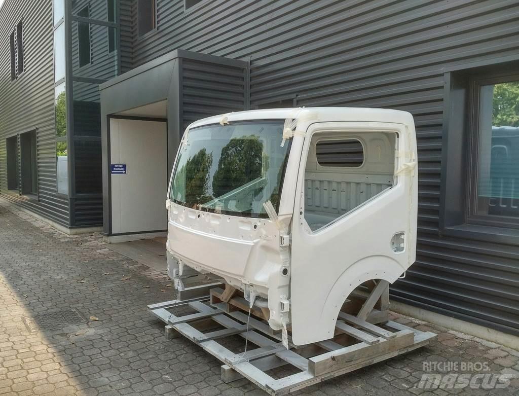 Renault Maxity 캐빈 및 인테리어