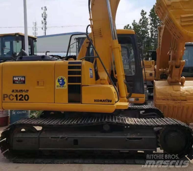 Komatsu PC 120 대형 굴삭기 29톤 이상