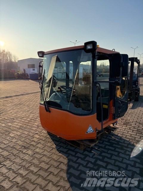 Doosan DL 420-3 CAB 캐빈 및 인테리어