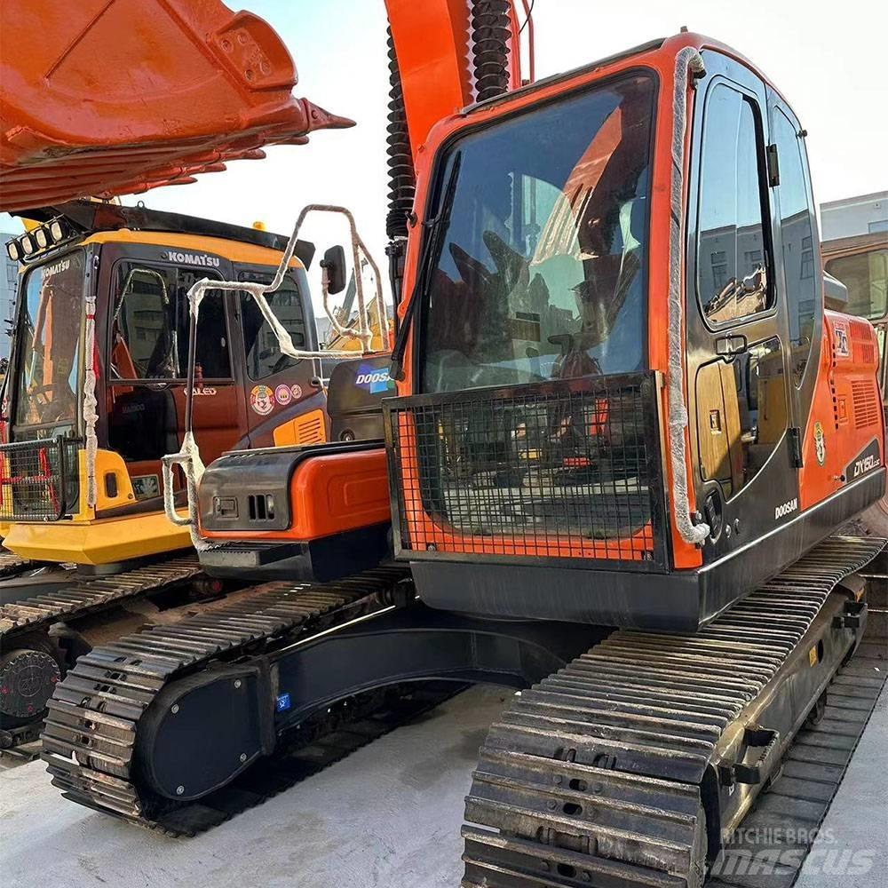Doosan DX150LC-9C 대형 굴삭기 29톤 이상