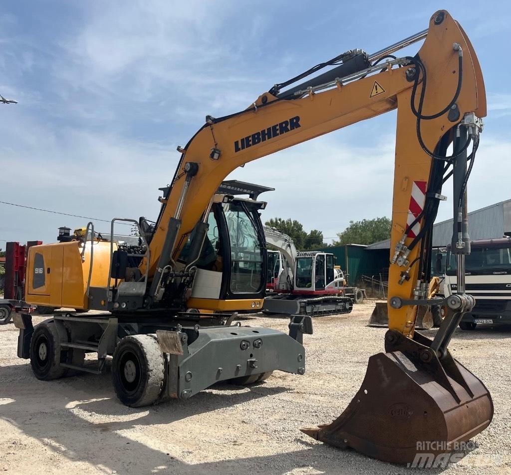 Liebherr A 916  휠 굴삭기
