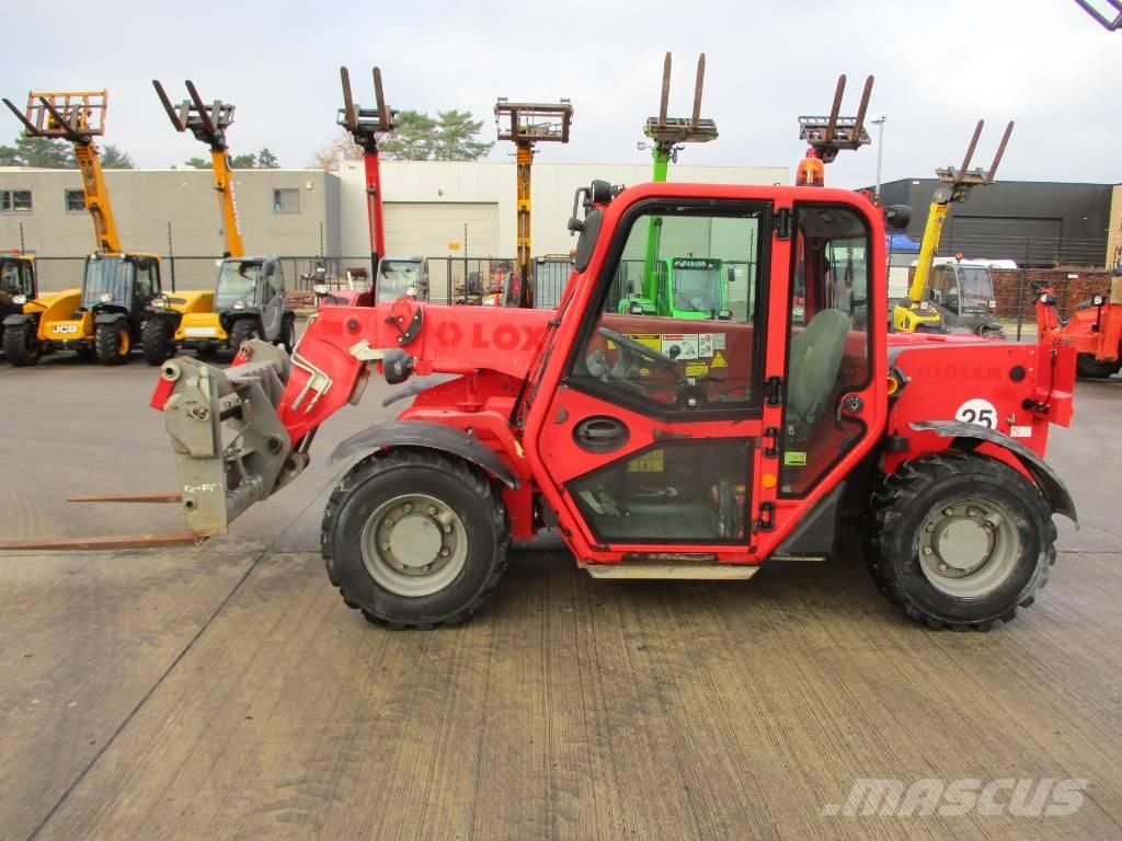 JCB 525-60 (638) 텔러 핸들러