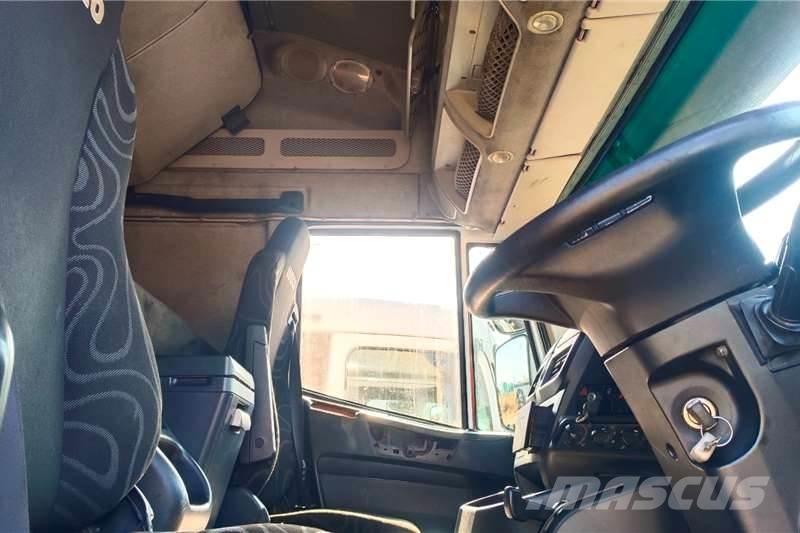 Iveco Stralis 460 기타 트럭