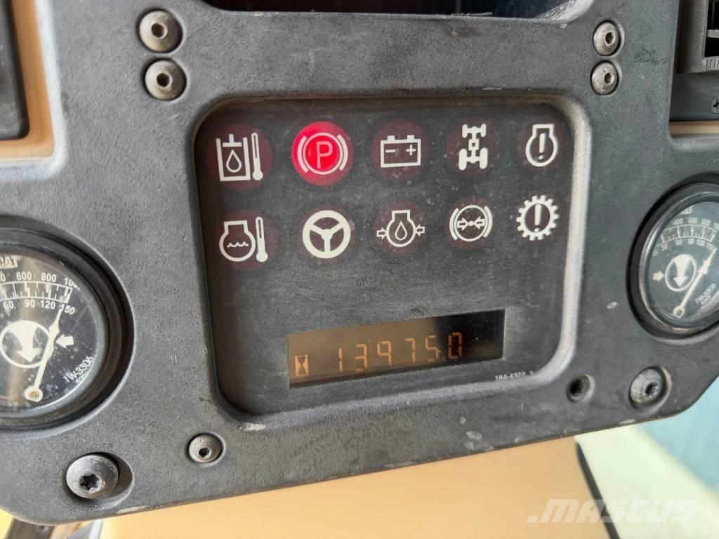 CAT 14H 그레이더